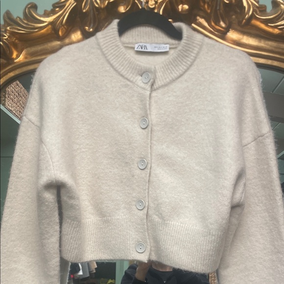 Zara Sweaters - Zara Soft Ivory Cropped Button Cardigan
